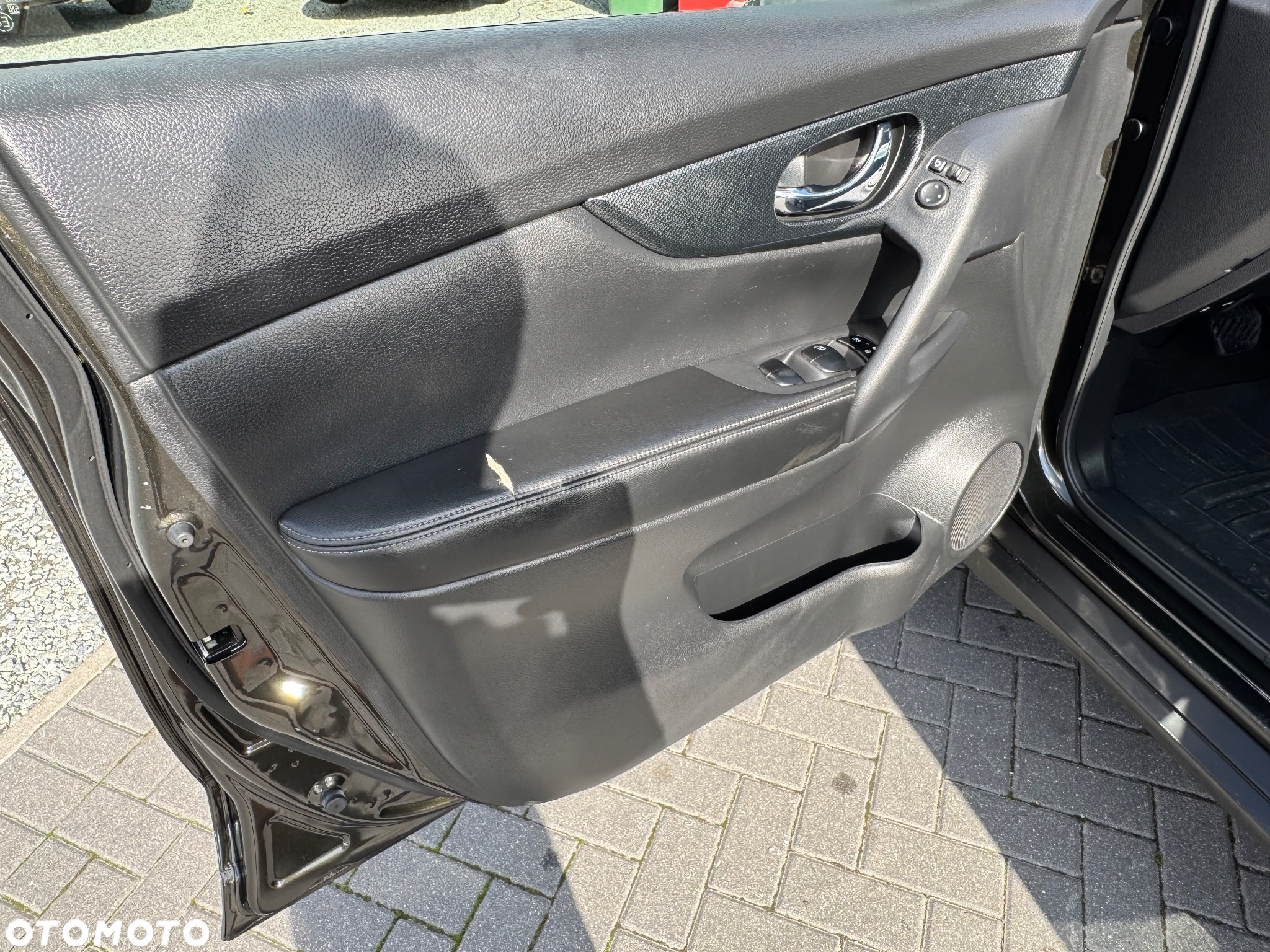 Nissan X-Trail 2.0 dCi Tekna Xtronic 4WD - 16