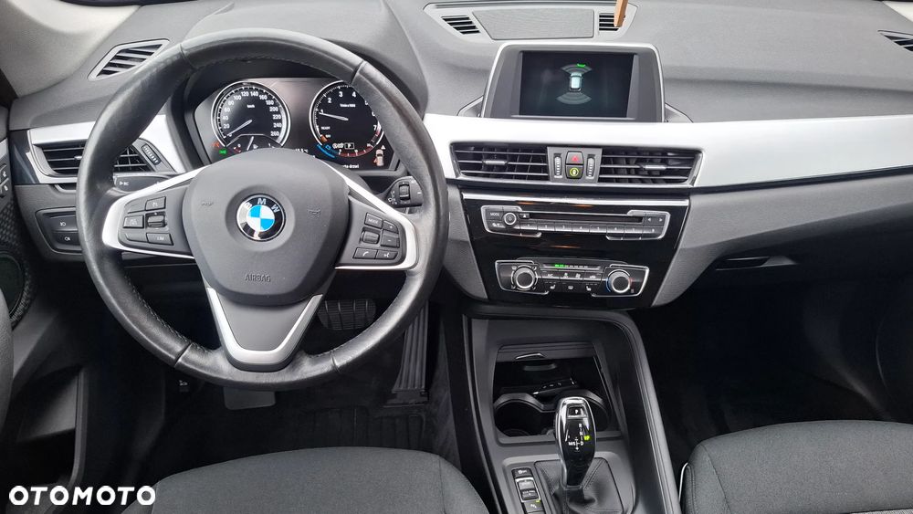 BMW X1 sDrive18i Advantage - 18