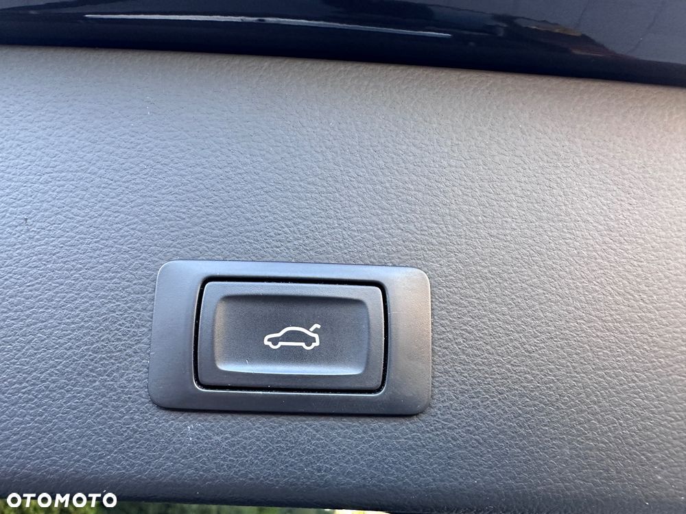 Audi A6 Avant 2.0 TDI quattro S tronic - 34