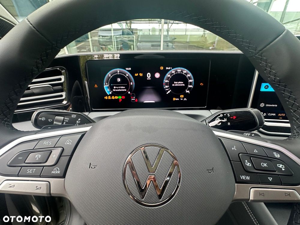 Volkswagen Tiguan 2.0 TDI Elegance DSG - 17
