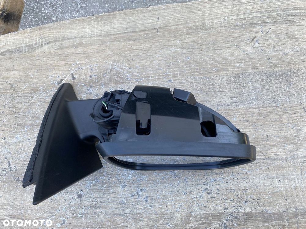LUSTERKO PRAWE FORD KUGA MK3 9 PIN LV4B17682BG - 2