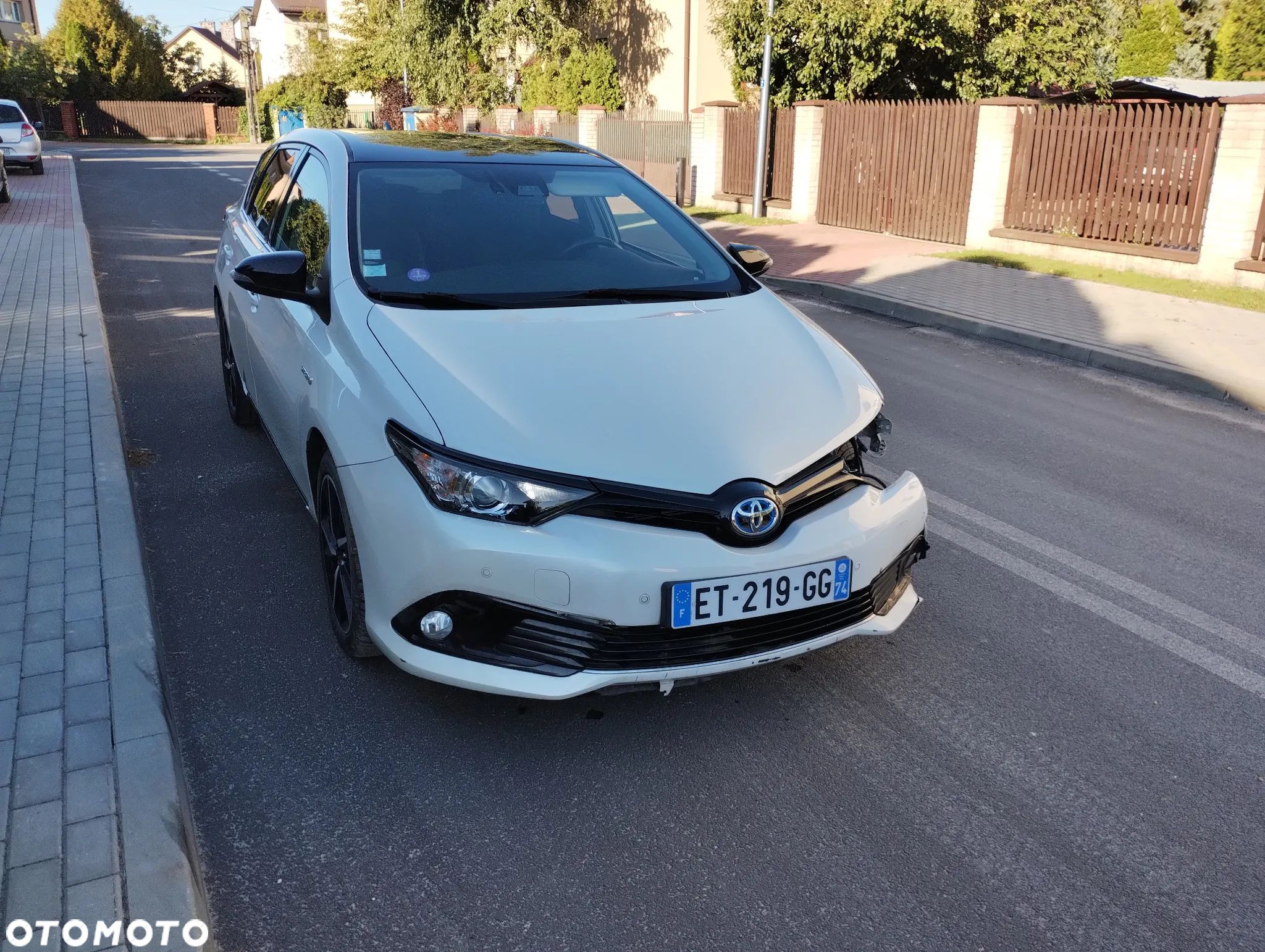 Toyota Auris - 1