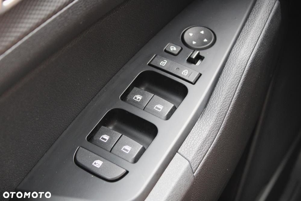 Kia Sportage - 33
