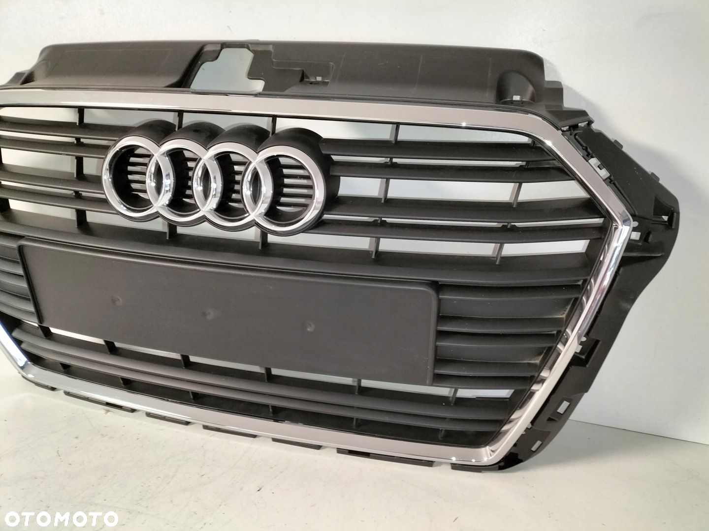 Atrapa kratka grill AUDI A3 8V LIFT 16- HB - 3