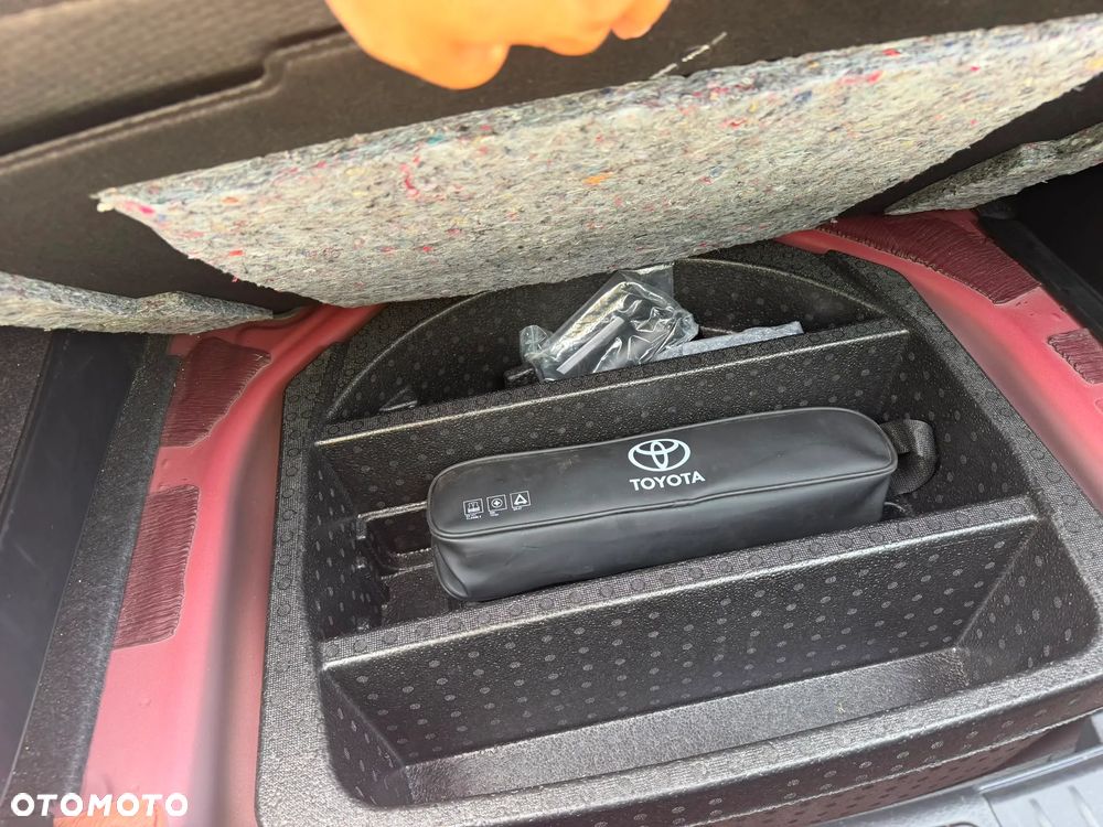 Toyota Auris - 25