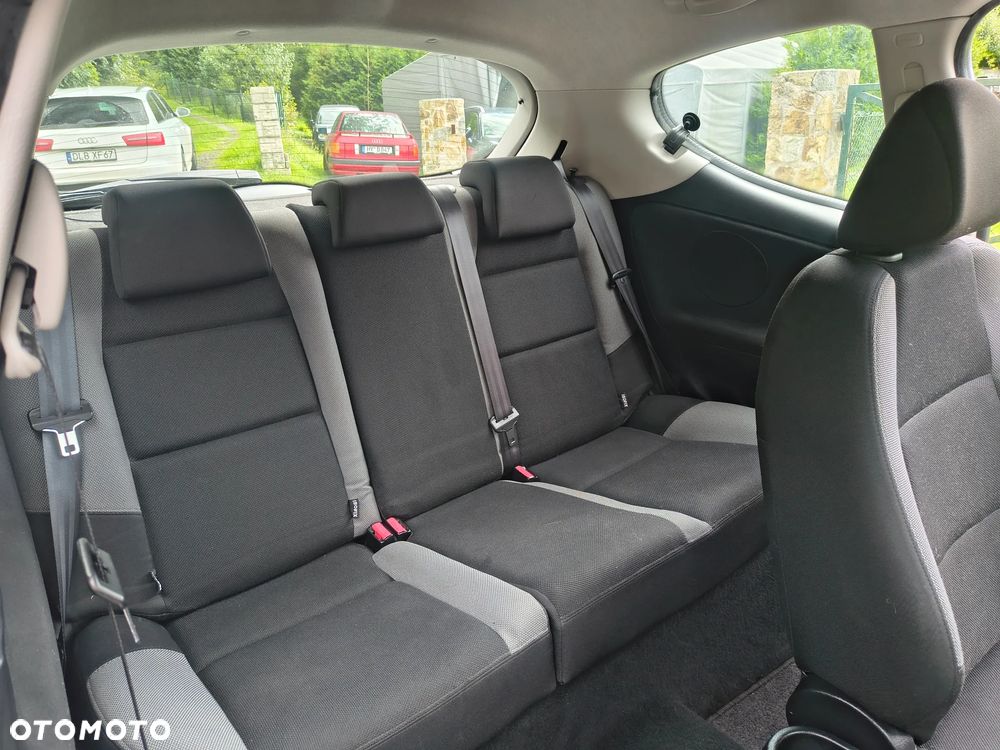 Peugeot 207 95 VTi Tendance - 24