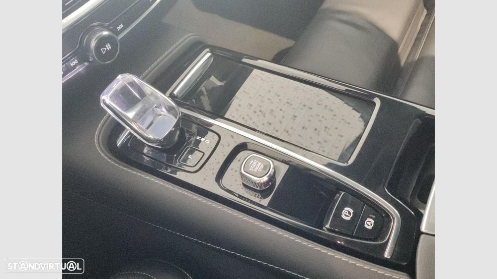 Volvo V60 2.0 T6 AWD TE Plus Dark - 20