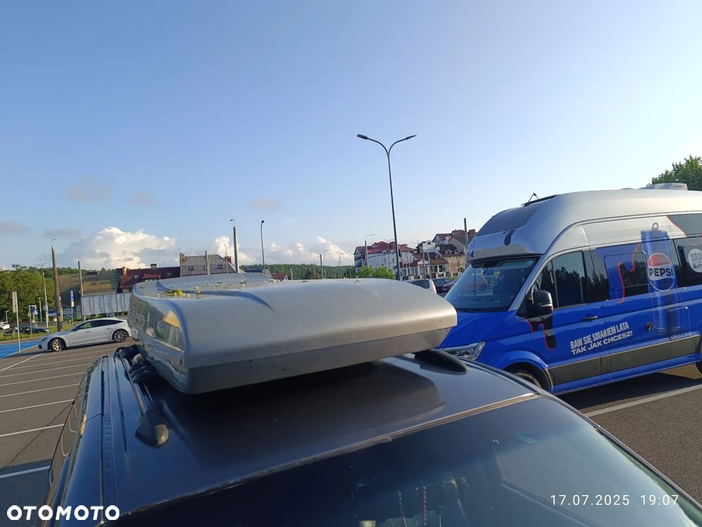 Kia Carnival 2.9 CRDi (klm) - 3
