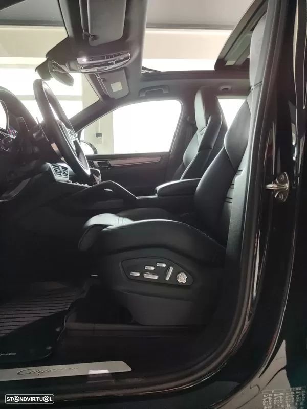 Porsche Cayenne E-Hybrid Platinum Edition — fotografia 19