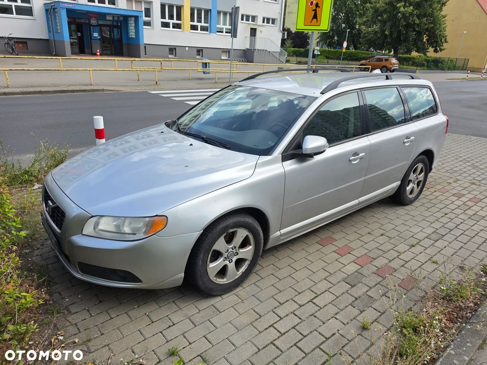 Volvo V70 D3 Momentum - 1