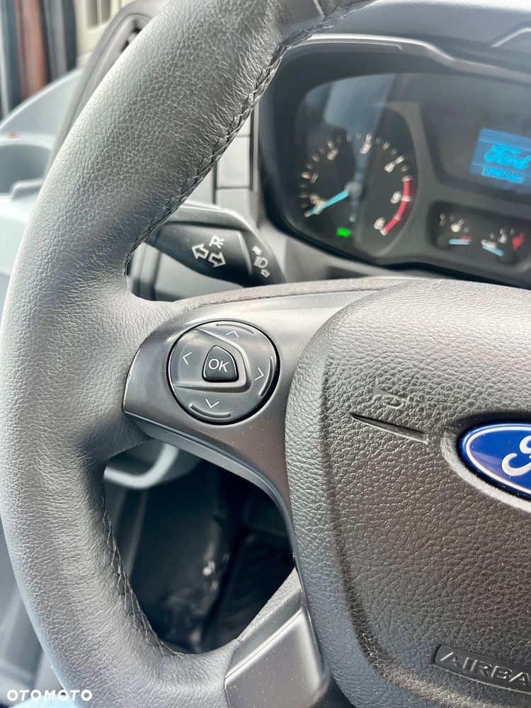 Ford Transit - 22