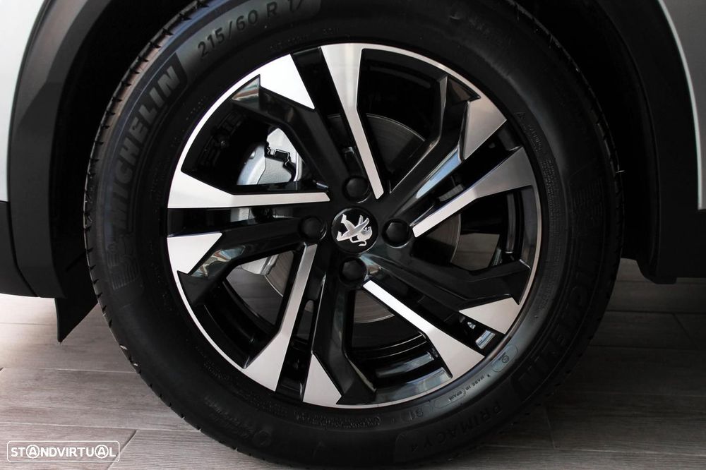 Peugeot 2008 PureTech 100 Allure - 6