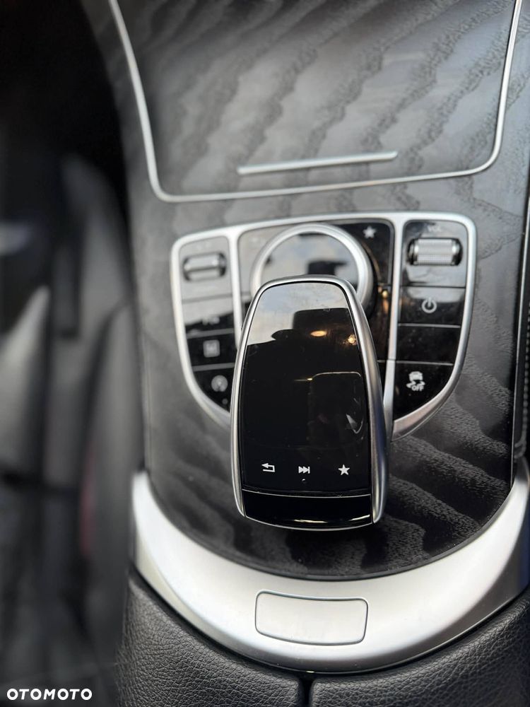 Mercedes-Benz GLC 250 4-Matic - 18