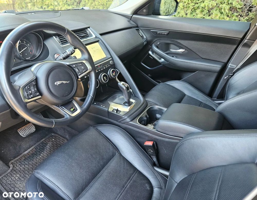 Jaguar E-Pace P250 AWD SE - 21