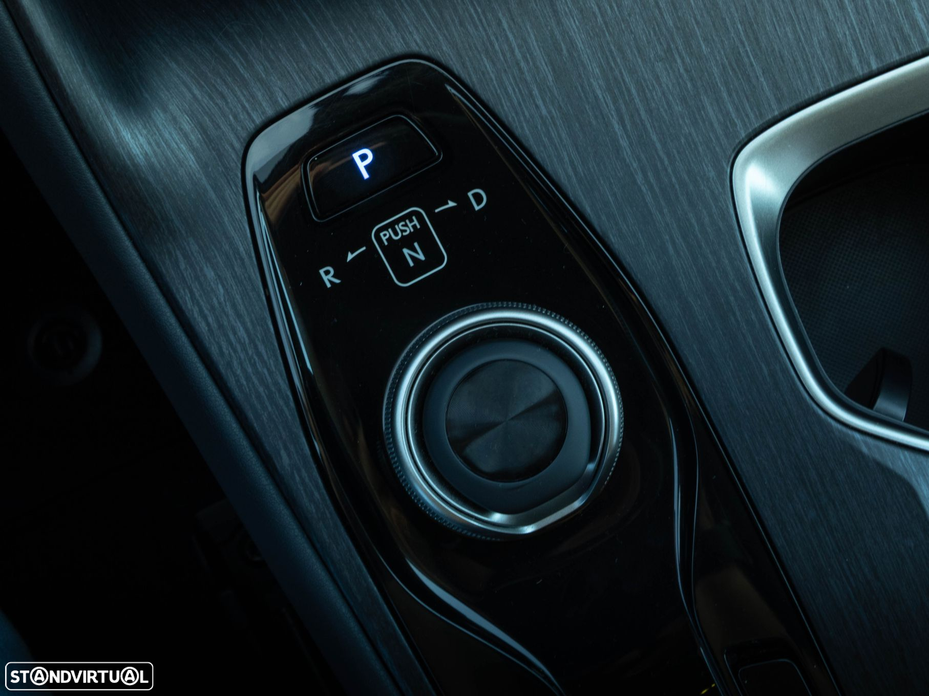 Lexus RZ 450e Executive Plus - 26