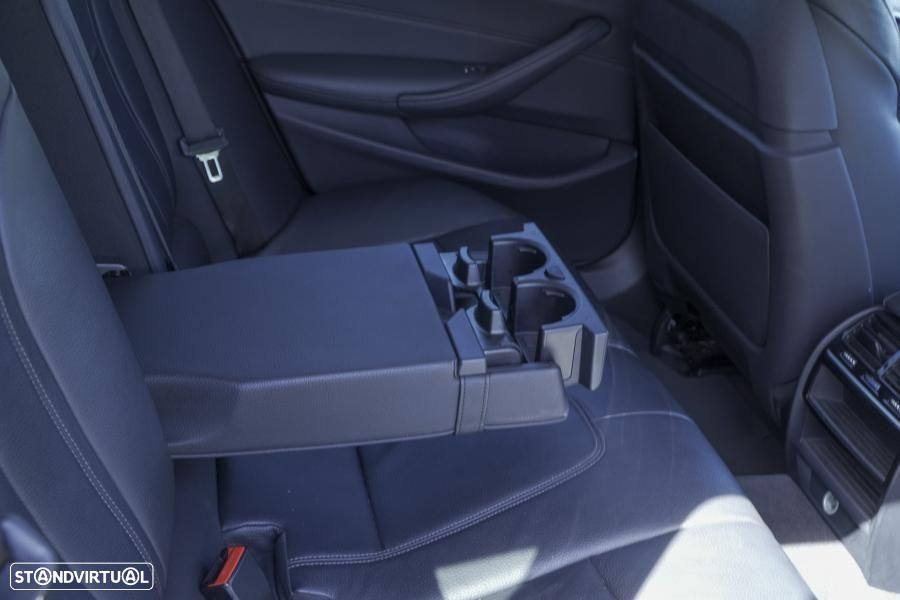 BMW 520 d Line Luxury Auto - 11