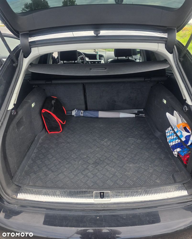 Audi A4 Avant 2.0 TDI - 15
