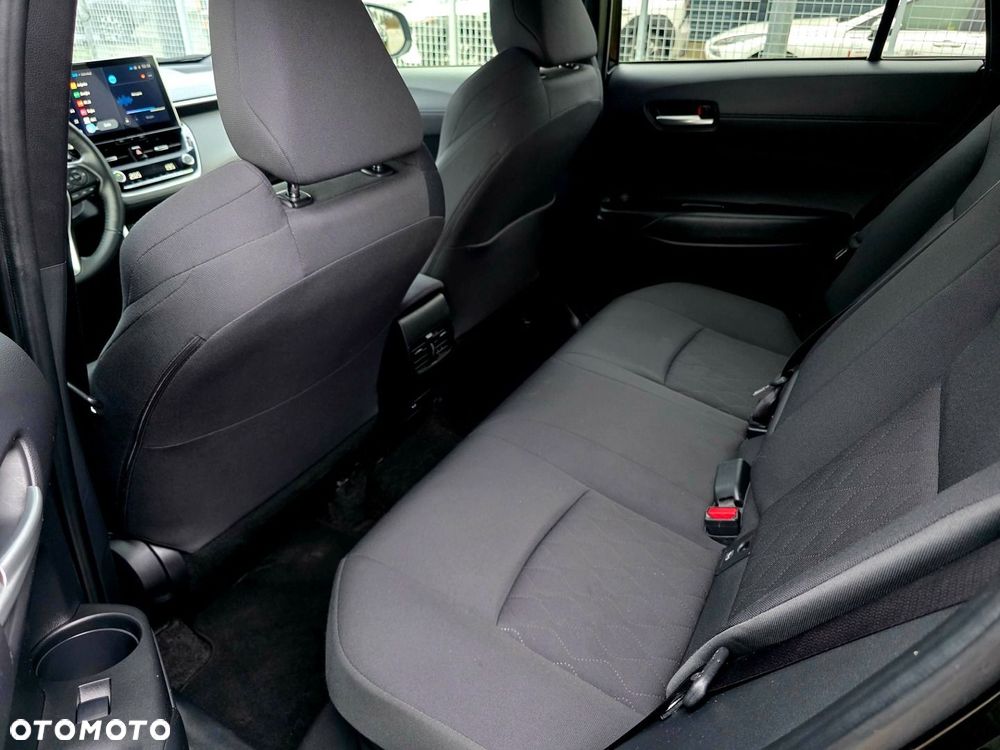 Toyota Corolla Cross - 15