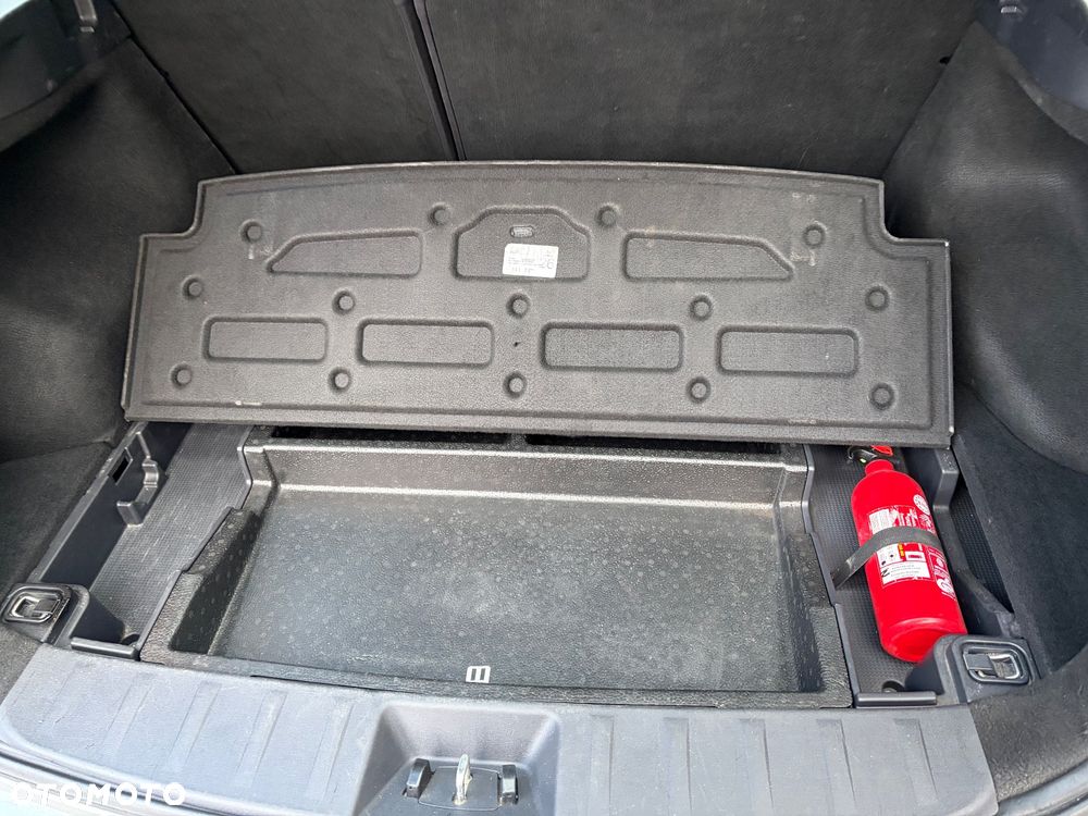 Hyundai i30 i30cw 1.4 Edition 20 - 25