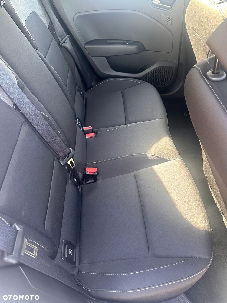 Renault Clio - 40