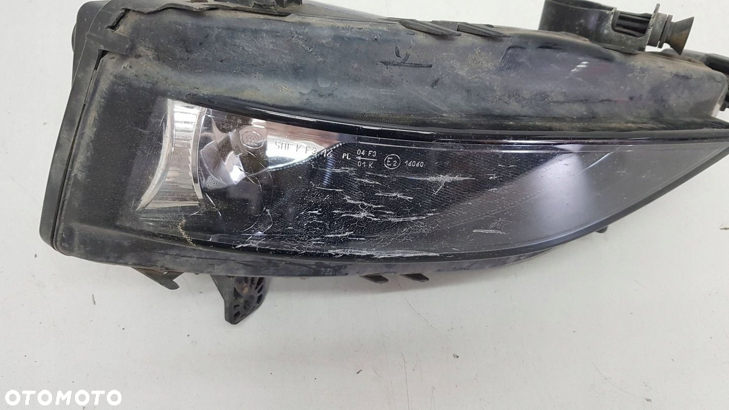 Volkswagen Golf VII 13- Halogen Lampa Swiatło Przeciwmgielne Prawy - 4