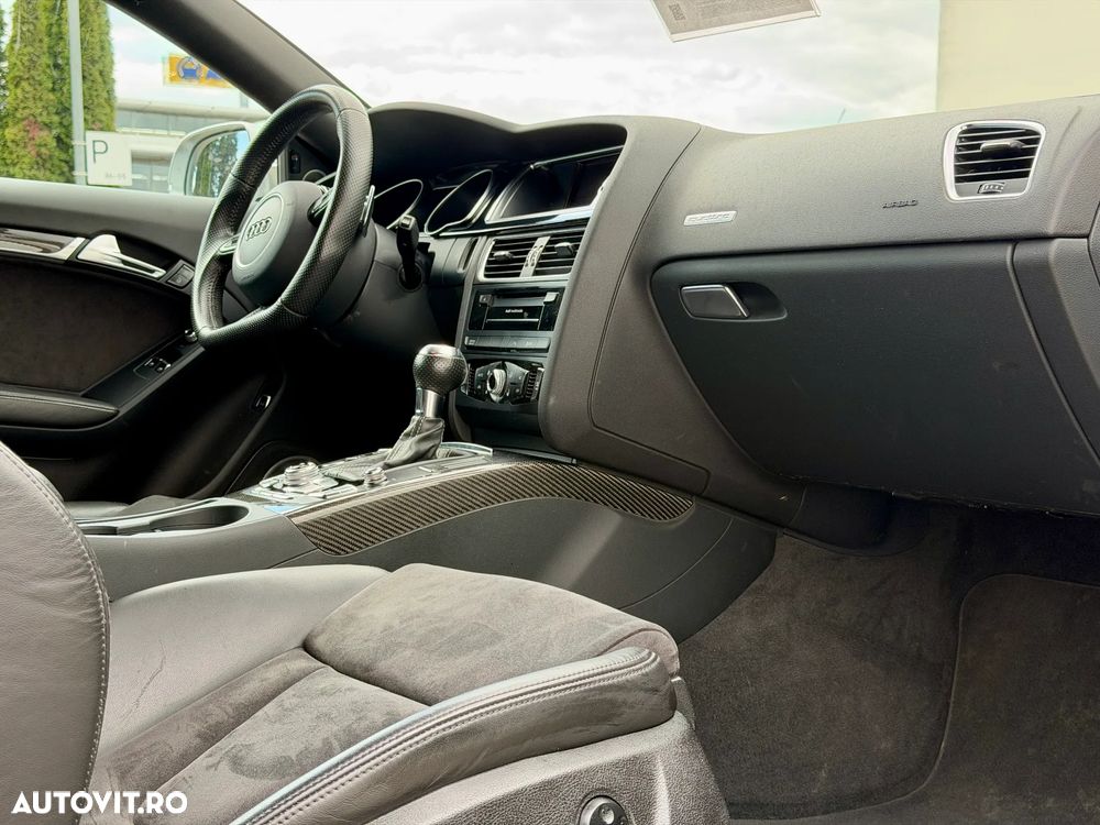 Audi RS5 4.2 FSI quattro Stronic - 23