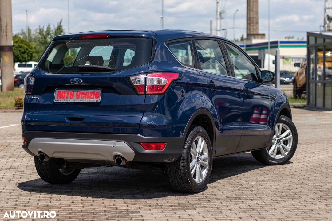 Ford Kuga 1.5 TDCi 2WD Trend - 11
