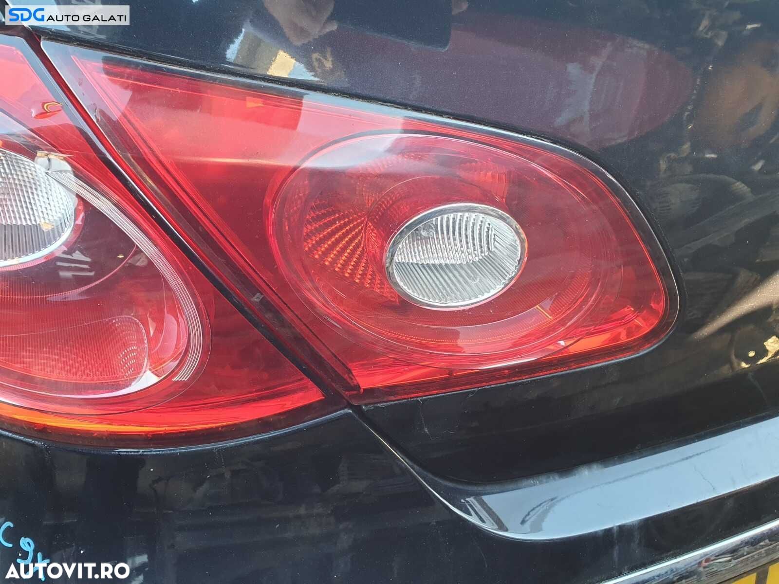 Stop Lampa Tripla Stanga de pe Capota Portbagaj Volkswagen Passat CC 2008 - 2012 [C3764] - 1