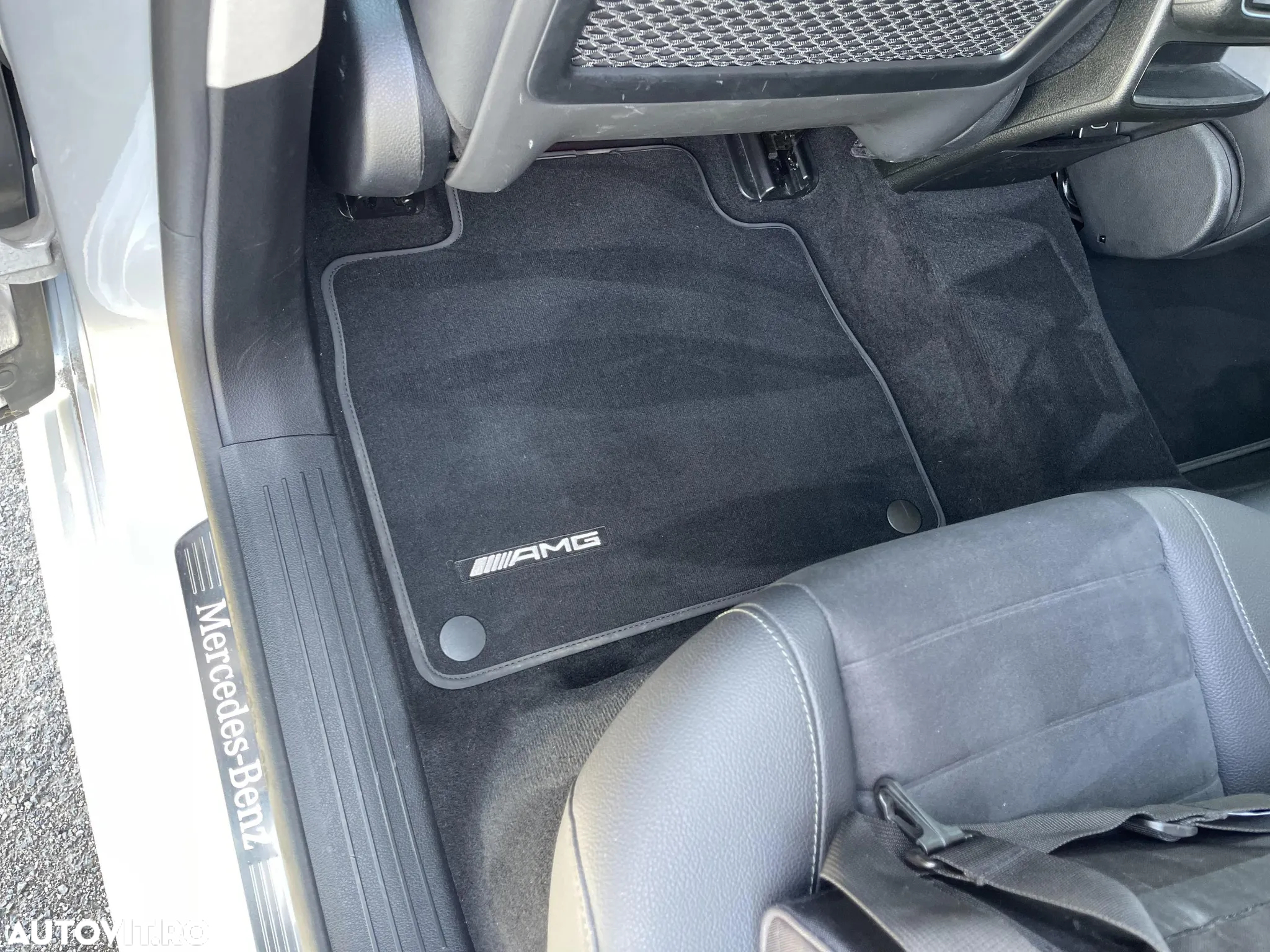 Mercedes-Benz GLE - 31