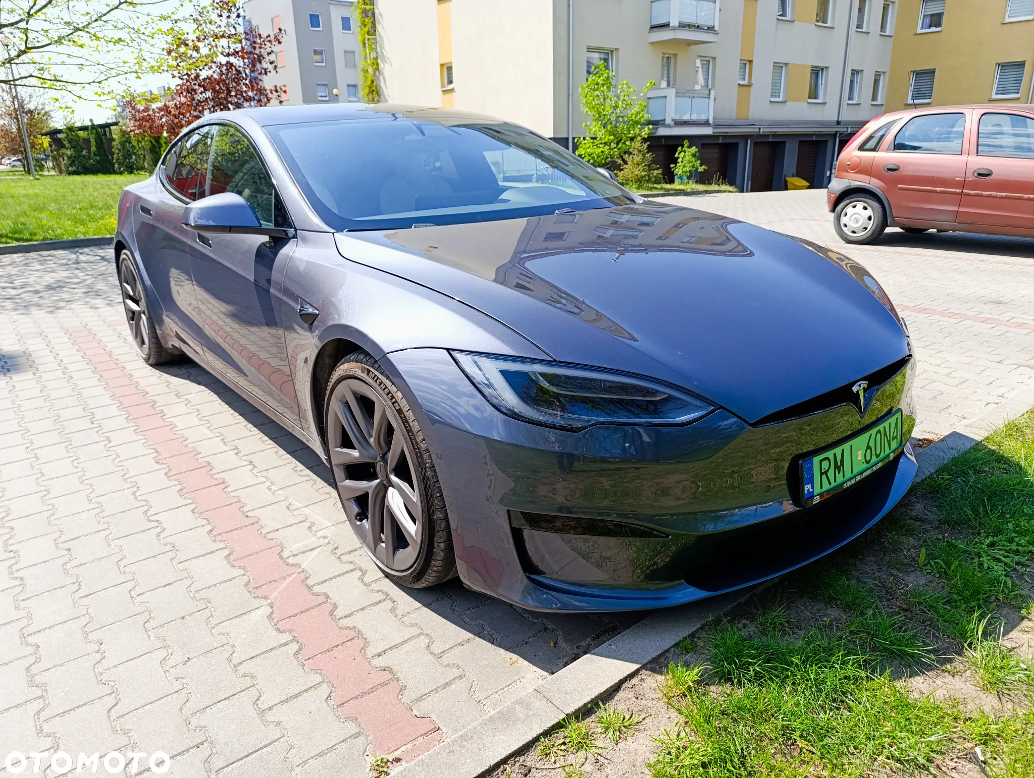 Tesla Model S Plaid - 21