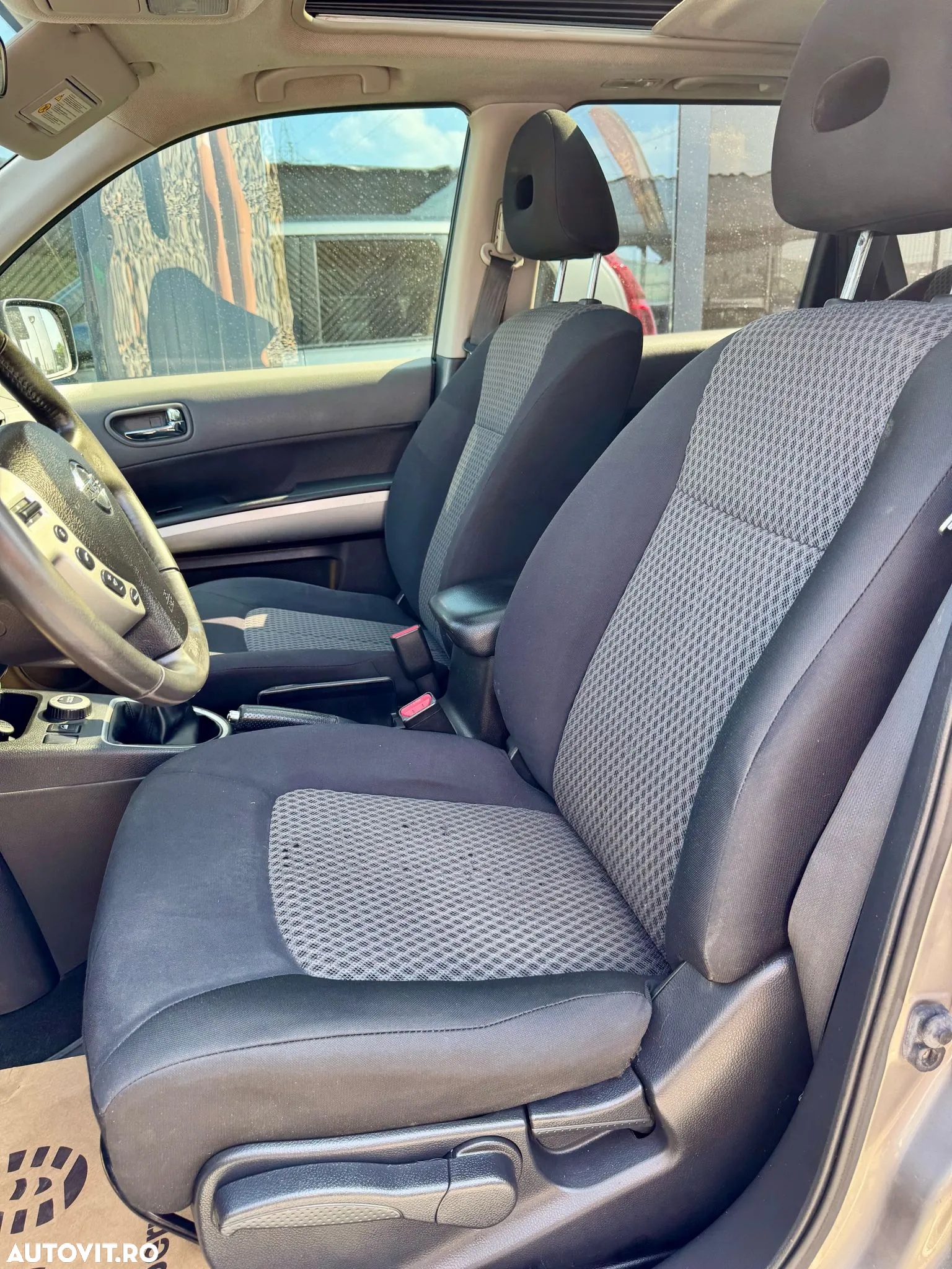 Nissan X-Trail 2.0 dCi DPF All Mode 4X4-i Elegance - 31