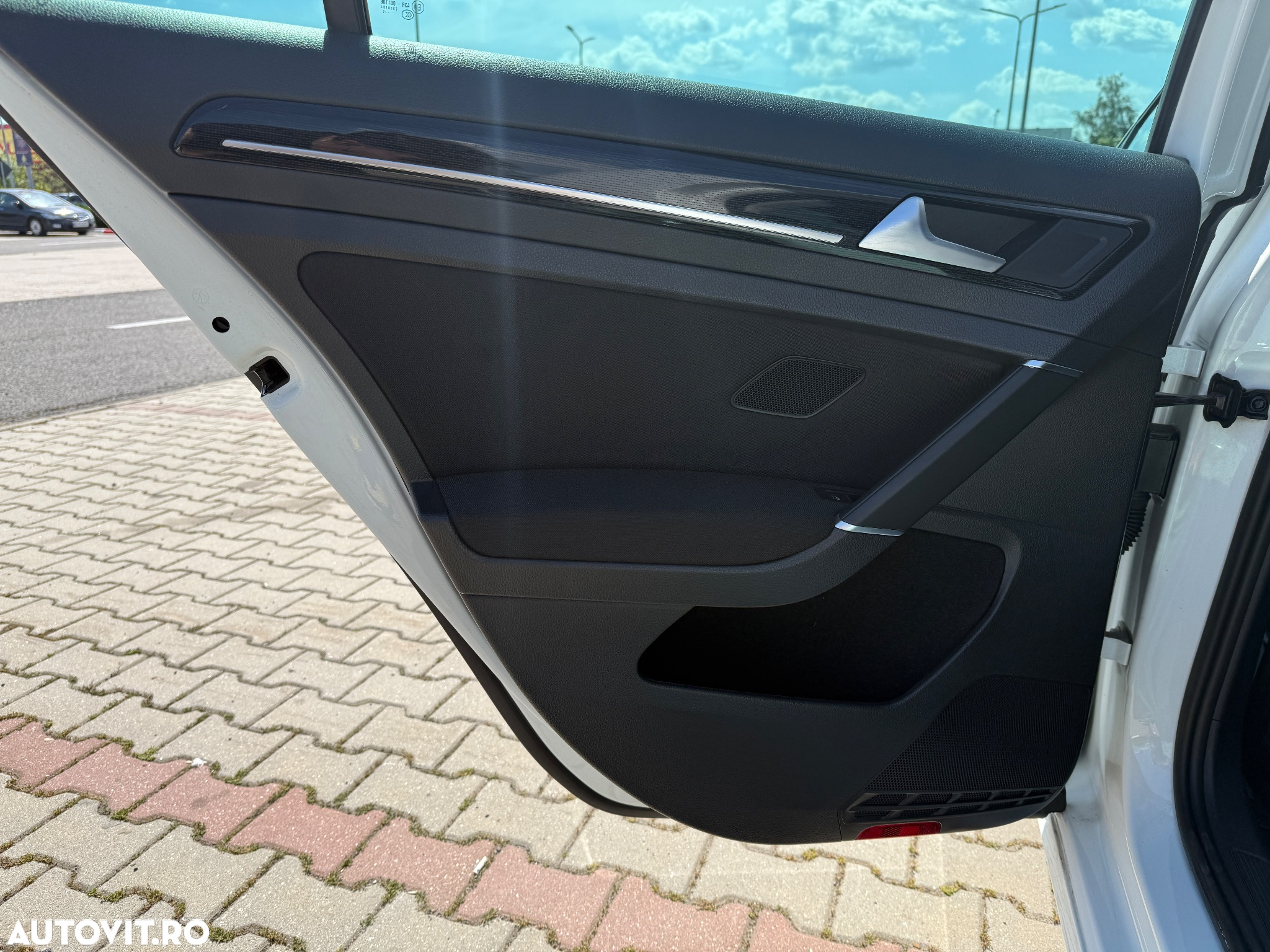 Volkswagen Golf 2.0 TDI DSG Highline - 18