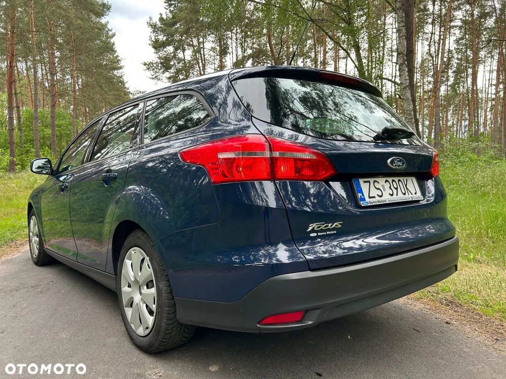 Ford Focus 1.5 TDCi Trend - 6