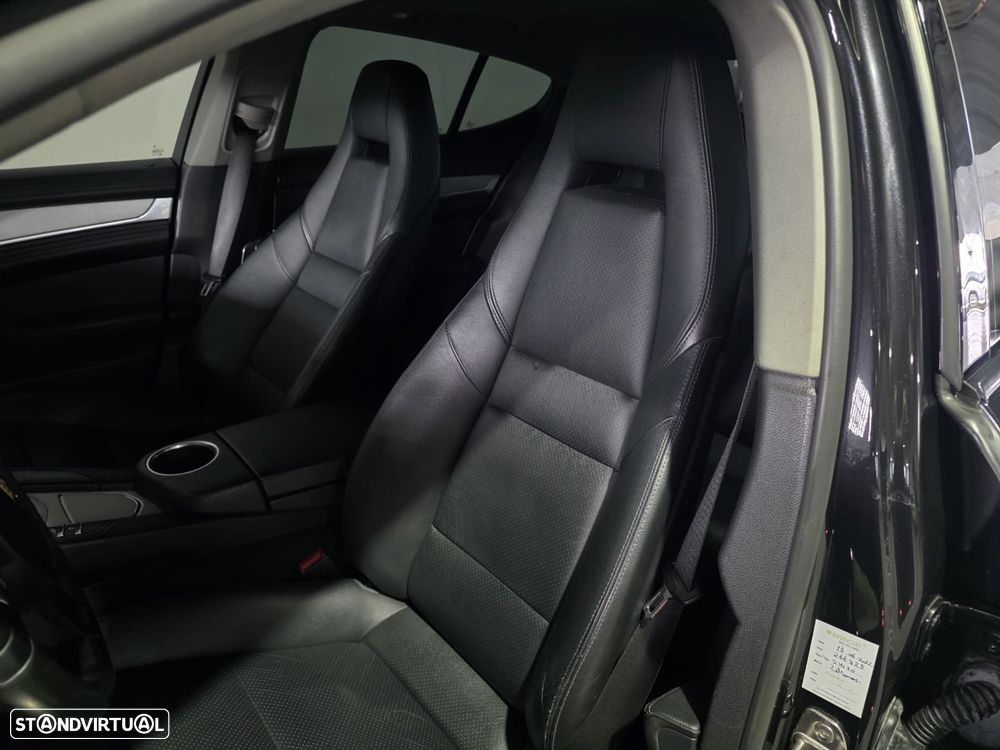 Porsche Panamera Platinum Edition - 21