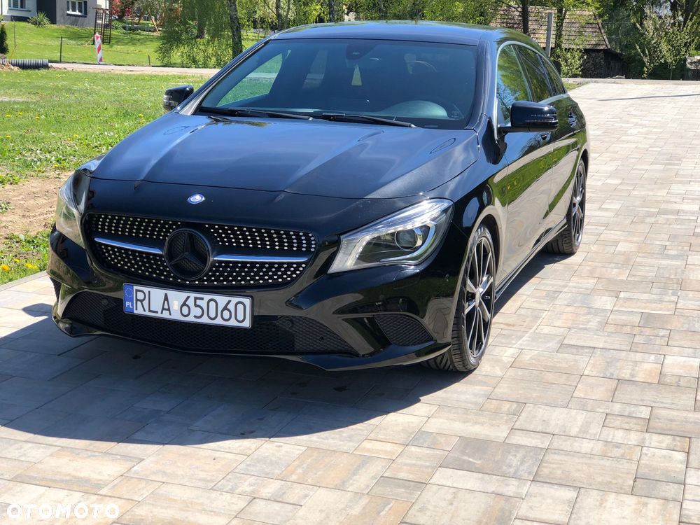 Mercedes-Benz CLA 180 7G-DCT UrbanStyle Edition - 17