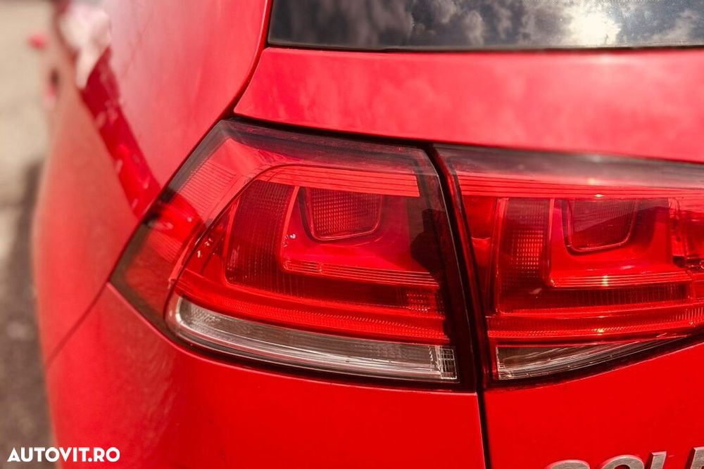 STOP STANGA PE CAROSERIE VW GOLF 7 - AN 2013 - 1