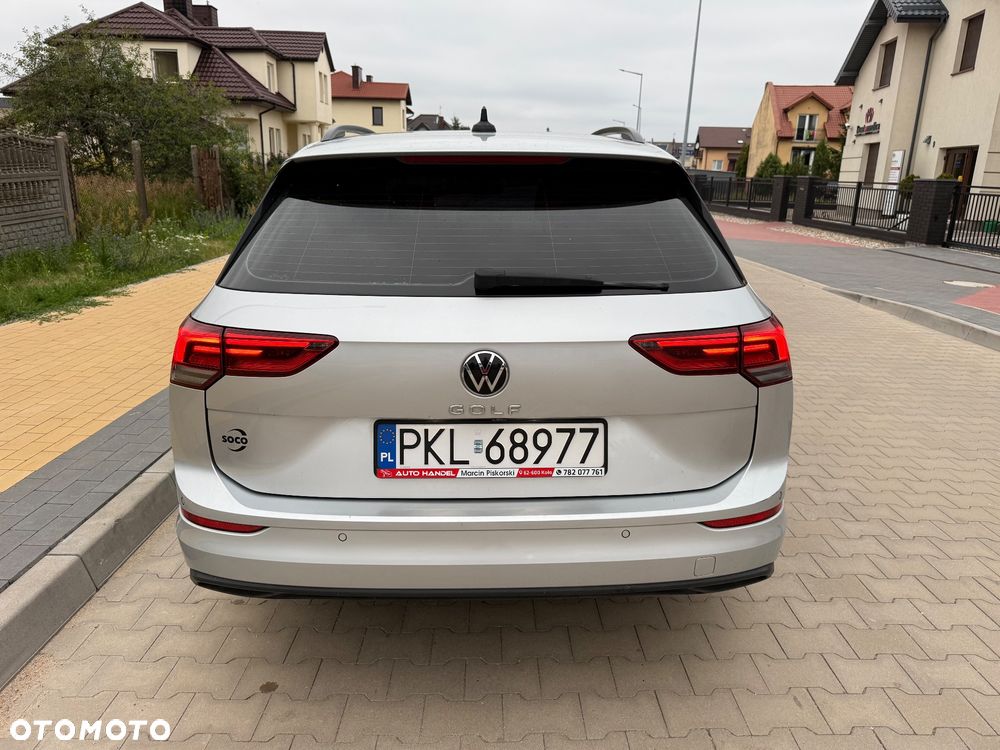 Volkswagen Golf - 6