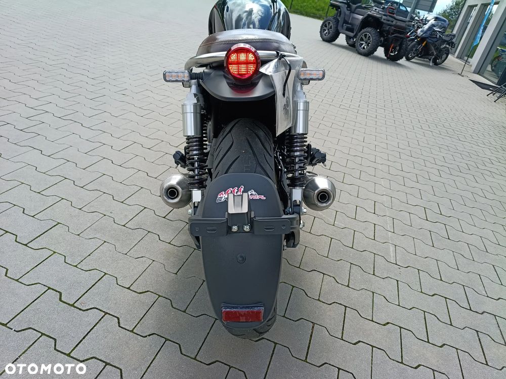 Junak SR - 11