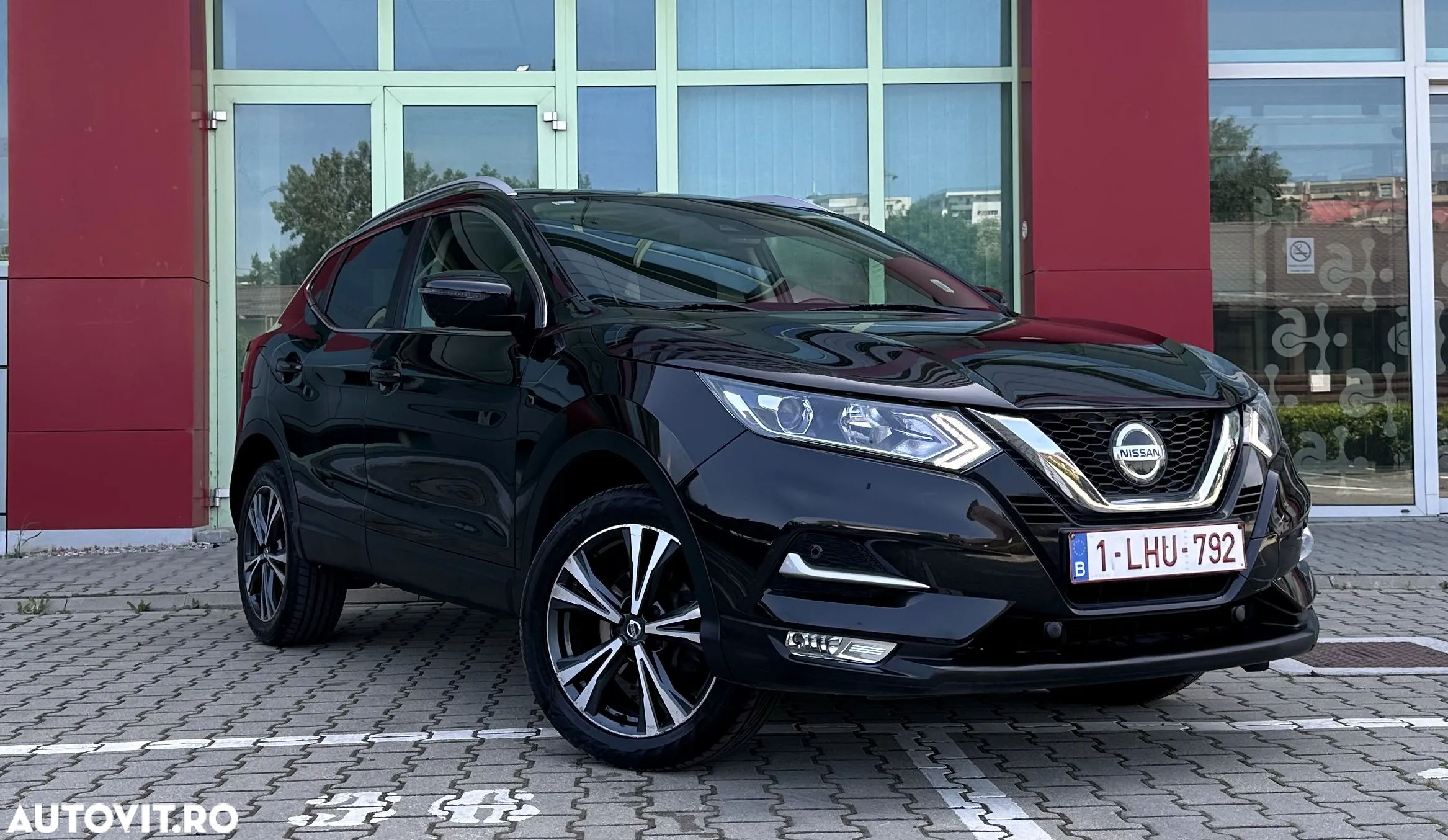 Nissan Qashqai - 2