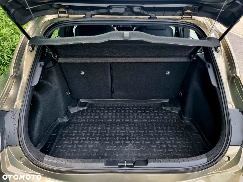 Toyota Corolla 1.8 Hybrid Comfort - 13