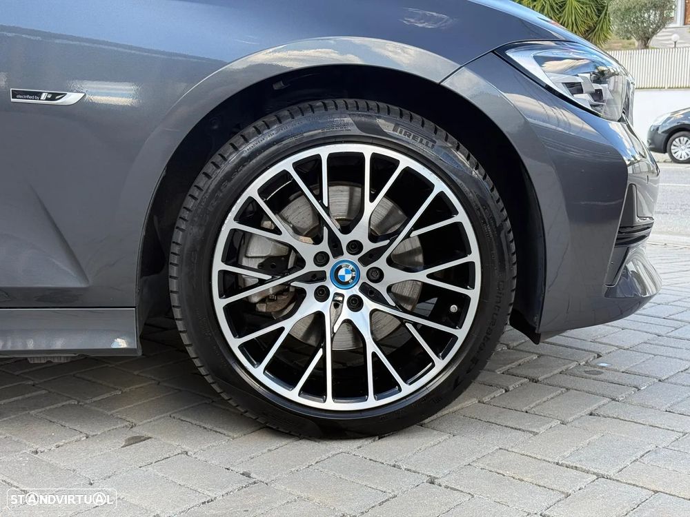 BMW 320 e Line Sport Auto - 15