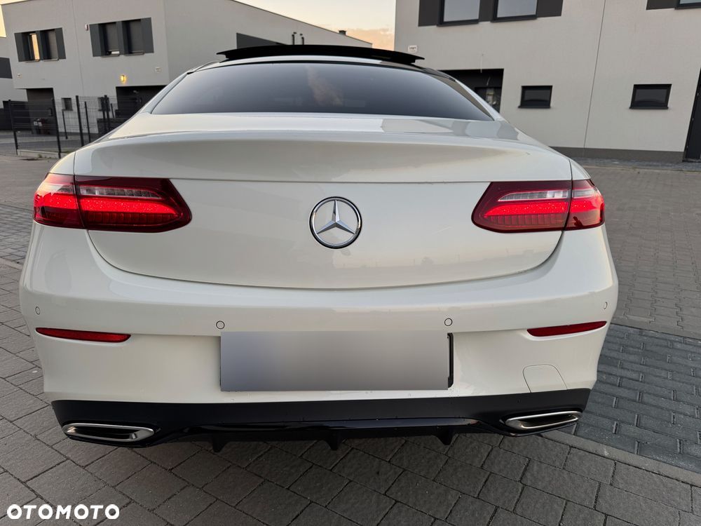 Mercedes-Benz Klasa E - 15