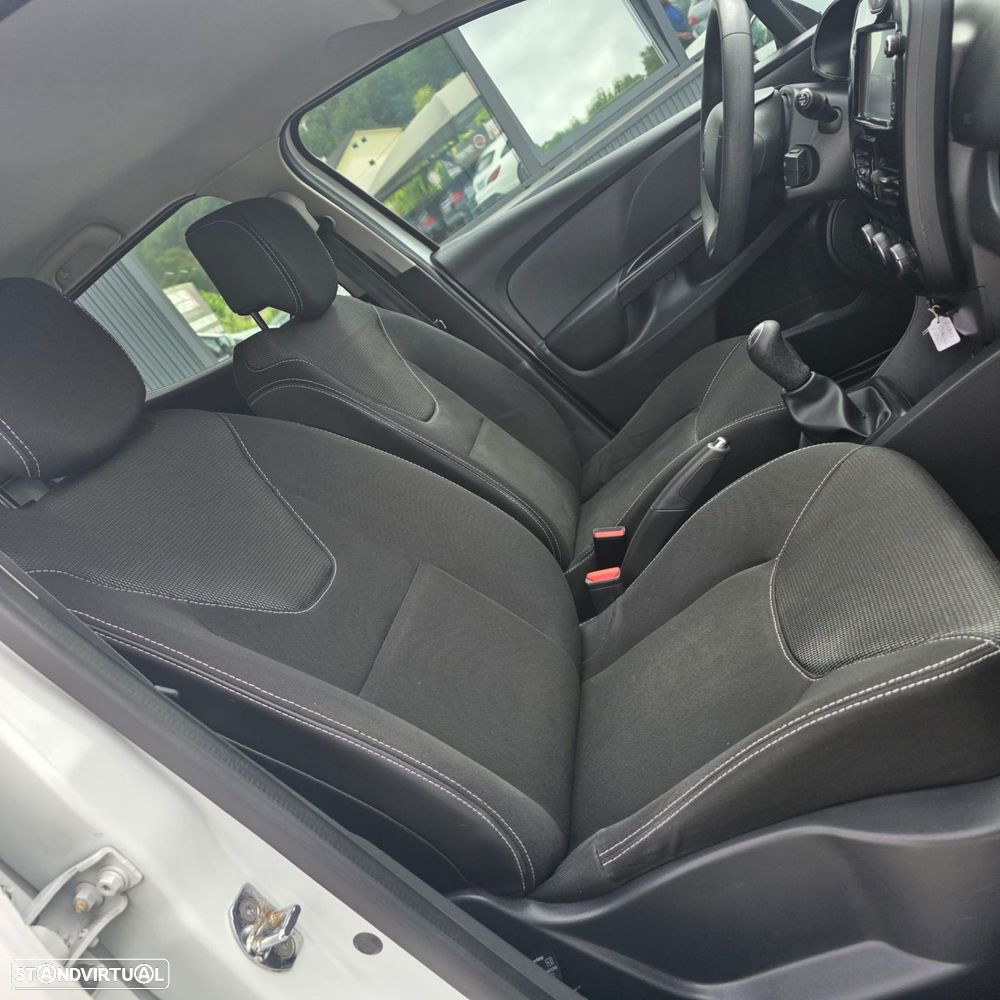 Renault Clio 0.9 TCE Dynamique S - 27