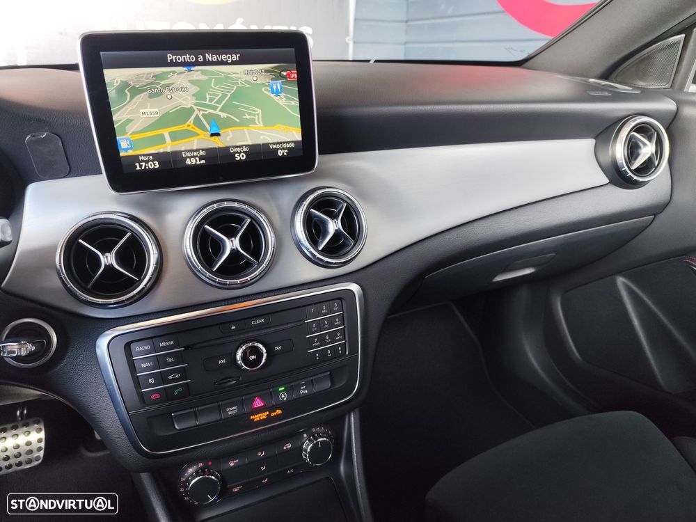 Mercedes-Benz CLA 200 - 18