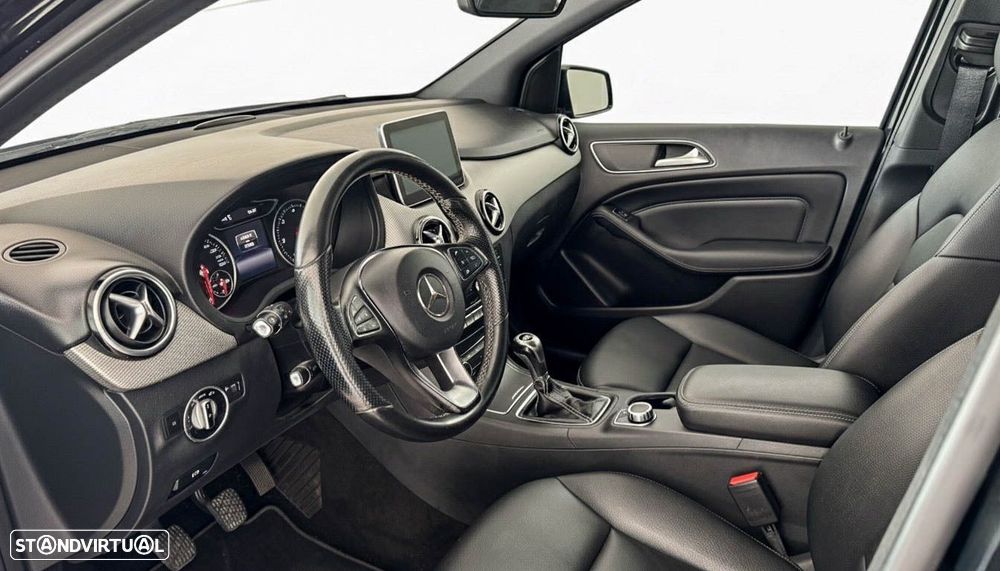 Mercedes-Benz B 180 CDI Style — fotografia 10