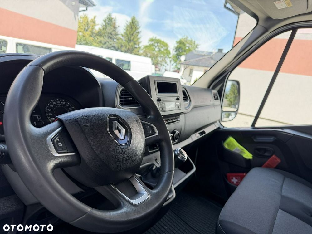 Renault Master - 11