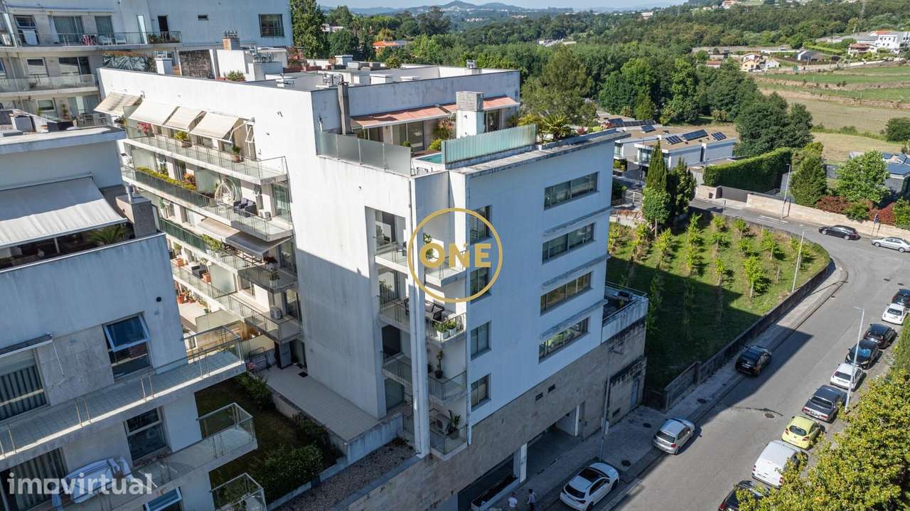 Apartamento T5 de Excelência no Centro de Santo Tirso - Grande imagem: 5/36