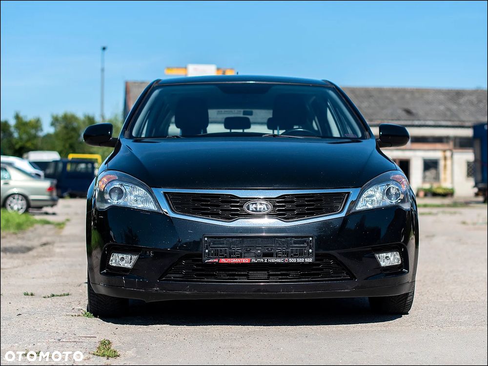 Kia Ceed - 3