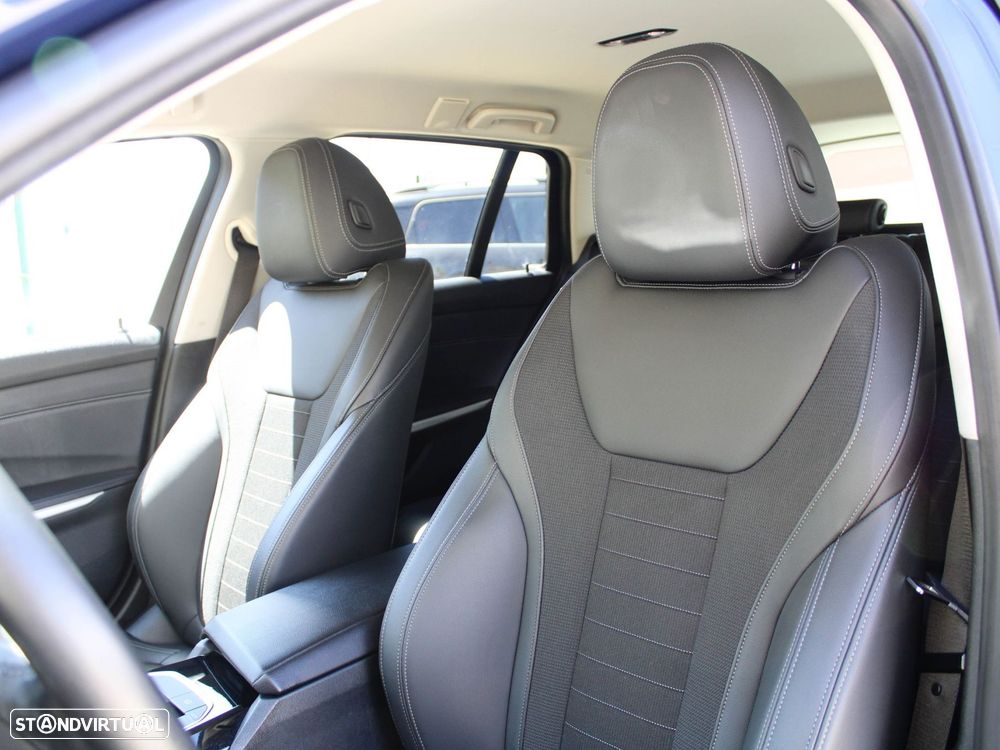 BMW 320 d Line Sport Auto - 27