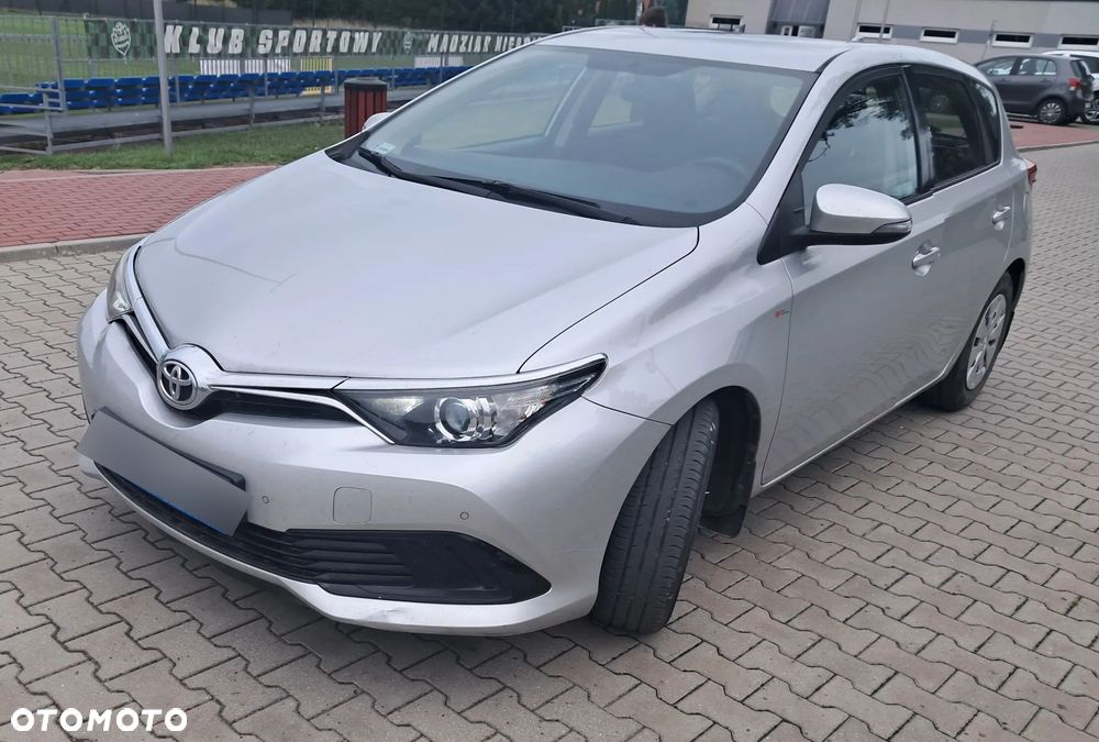 Toyota Auris 1.33 VVT-i Active - 11